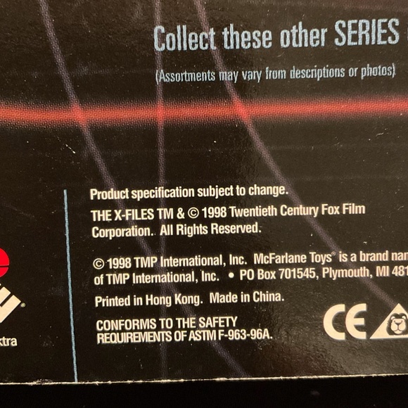 X Files Series 1 by McFarlane Toys 1998 Figures Agent Mulder - Picture 5 of 6